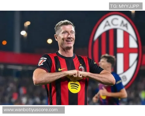 巴萨拜仁米兰争夺战升级巴萨欲引弗拉霍维奇接班莱万